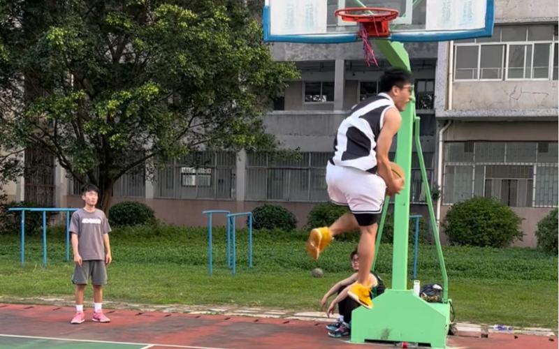 这次两位球